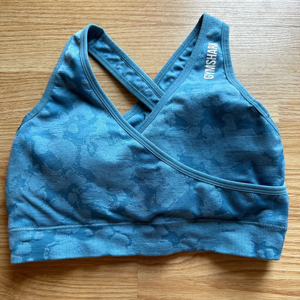 GYMSHARK Adapt Camo Bra